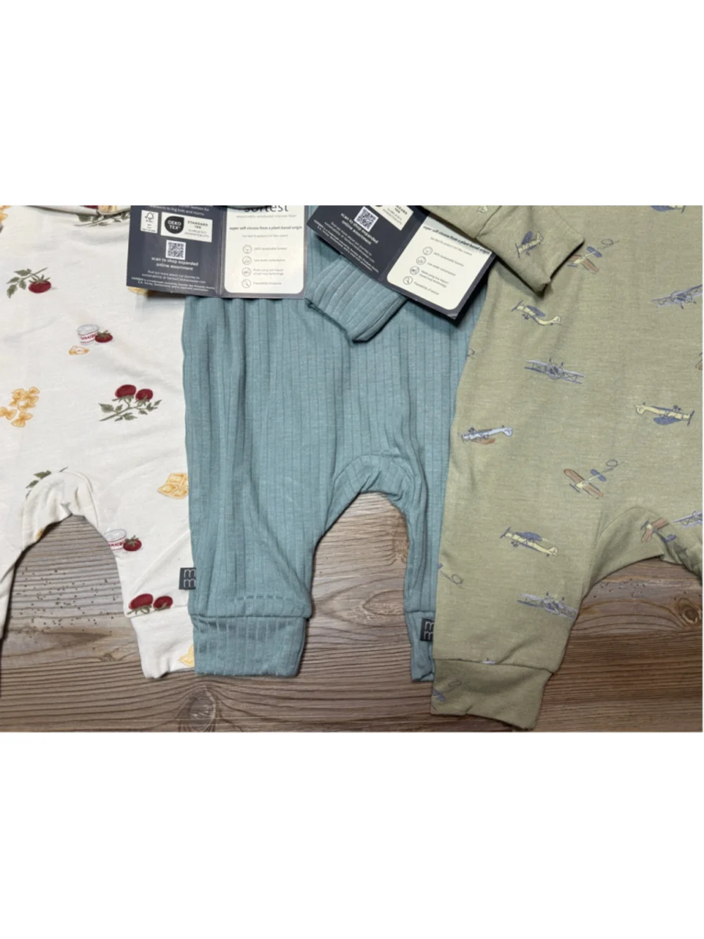 Baby modern moments by Gerber 0-3 Months White Green Blue all 3